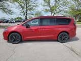 New 2025 Chrysler Pacifica Select image 3