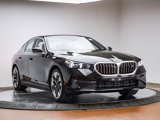 New 2026 BMW i5 eDrive40 w/ Premium Package image 3