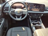 New 2026 Chevrolet Traverse LT image 2