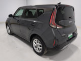 Used 2023 Kia Soul LX w/ LX Technology Package image 5