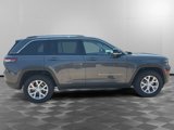Used 2022 Jeep Grand Cherokee Limited image 2