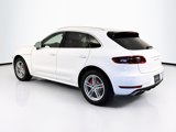 Certified 2017 Porsche Macan Turbo image 3