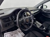 Certified 2025 Porsche Macan image 4