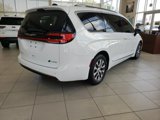 New 2025 Chrysler Pacifica Pinnacle image 4