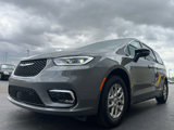 New 2025 Chrysler Pacifica Select image 6