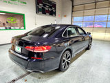 Used 2021 Volkswagen Passat 2.0T SE image 6