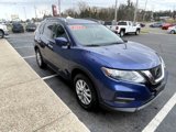 Used 2017 Nissan Rogue SV w/ SV Premium Package image 4