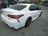Used 2018 Toyota Camry SE w/ Moonroof Package image 3