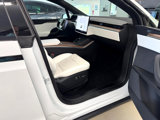 Used 2022 Tesla Model X image 3