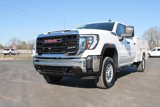 Used 2024 GMC Sierra 2500 Pro w/ Convenience Package image 2