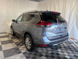 Used 2018 Nissan Rogue SV image 4