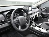 New 2025 Mitsubishi Outlander ES image 4