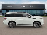 New 2025 INFINITI QX80 Luxe image 4