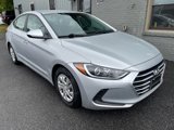 Used 2017 Hyundai Elantra SE image 3