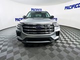 Used 2025 Ford Explorer Active w/ Active Comfort Package image 3