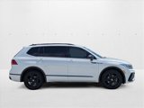 Used 2023 Volkswagen Tiguan SE R-Line image 4