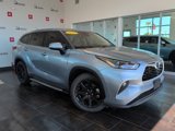 Used 2022 Toyota Highlander LE image 2