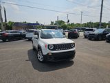 Used 2017 Jeep Renegade Latitude image 2