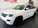 Used 2022 Jeep Grand Cherokee Laredo X image 3
