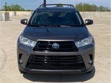 Used 2019 Toyota Highlander XLE image 2