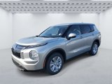 New 2025 Mitsubishi Outlander ES image 2