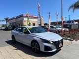 Used 2023 Nissan Altima 2.5 SR image 2