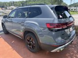 New 2026 Volkswagen Atlas Peak Edition image 6