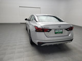 Used 2023 Nissan Altima 2.5 SV image 6
