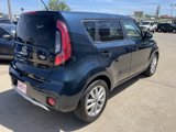 Used 2017 Kia Soul + image 5