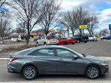 Used 2024 Hyundai Elantra SEL image 3