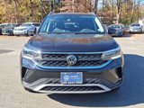 Used 2024 Volkswagen Taos SE w/ Black Wheel Package image 3