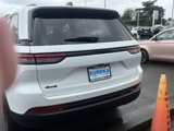 New 2025 Jeep Grand Cherokee Laredo image 4