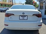 Used 2019 Volkswagen Jetta SE w/ Cold Weather Package image 5