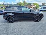 Used 2017 Ford Escape SE w/ SE Sport Appearance Package image 6