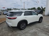 Used 2024 Nissan Pathfinder SL w/ SL Premium Package image 5