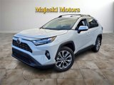 Used 2023 Toyota RAV4 XLE Premium image 3