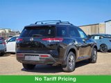 New 2025 Nissan Pathfinder SV image 3