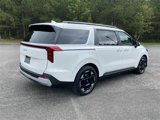 New 2025 Kia Carnival EX image 3