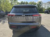 Used 2025 Nissan Pathfinder SV image 3