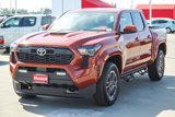 Used 2025 Toyota Tacoma TRD Sport image 3