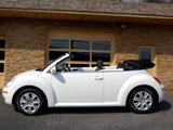 Used 2009 Volkswagen Beetle S image 2