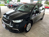 Used 2022 Chrysler Pacifica Touring-L image 2