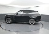New 2025 Land Rover Range Rover SE image 2