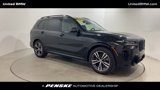 Used 2025 BMW X7 xDrive40i w/ M Sport Package image 2