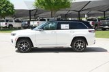 New 2025 Jeep Grand Cherokee Summit image 2