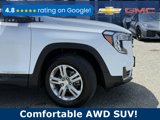 Used 2024 GMC Terrain SLE image 4