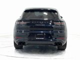 Used 2022 Porsche Cayenne Turbo image 5