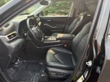 Used 2021 Toyota Highlander XLE image 6