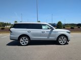 New 2025 Lincoln Navigator Reserve image 4