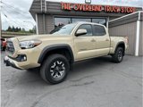Used 2018 Toyota Tacoma TRD Off-Road w/ Technology Package image 2